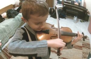 AlexandrosKaranasios_Violi